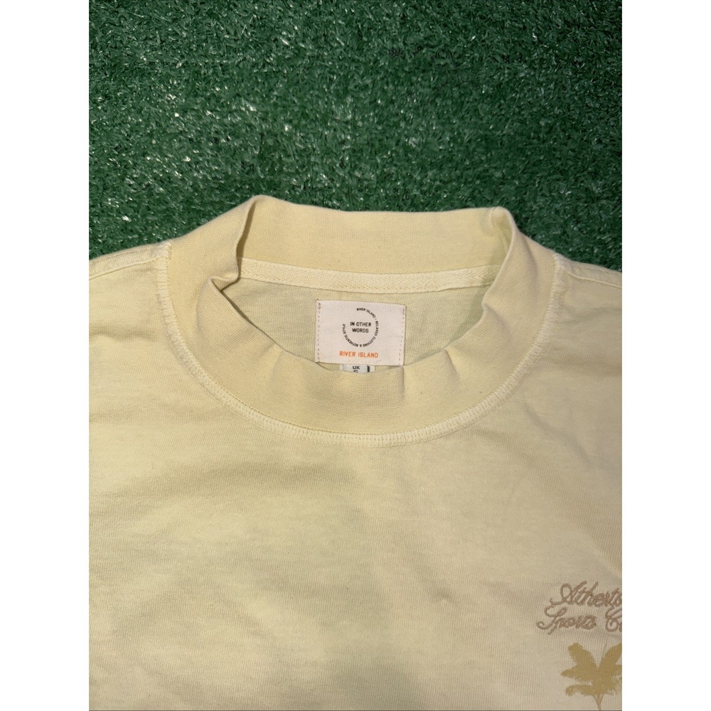 River Island Boxy Fit Yellow Graphic T-Shirt Men's Size Small Short Sleeve Tee - Picture 2 of 6